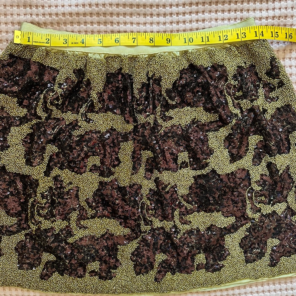Gorgeous Mini Skirt Gold Beaded and Purple Sequin Design Ready for Holidays - Picture 7 of 8